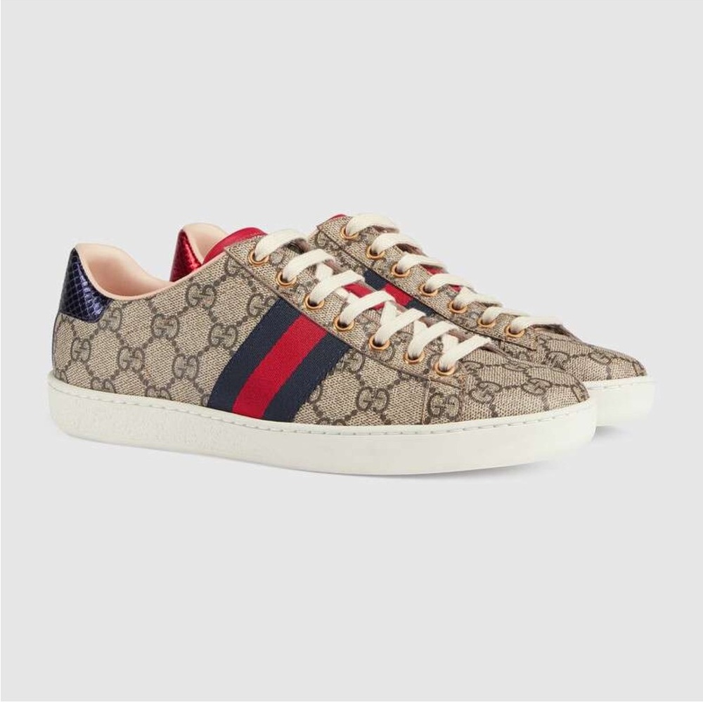 Gucci GG Supreme Low-Top Sneaker in Brown with Red & Blue Stripe